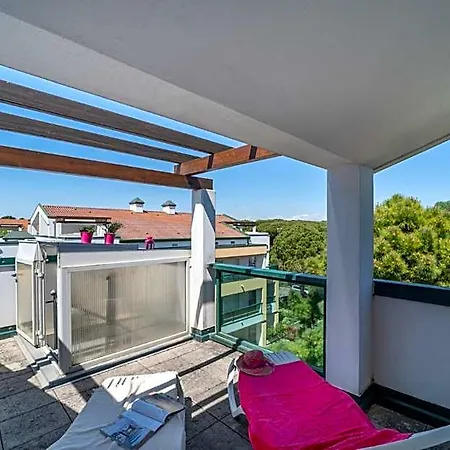 Enjoy Your In Our Quiet Hotel 3*